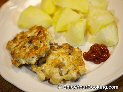 Chicken Cutlets with Mushroom and Cheese Recipe: Step 16