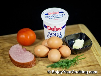 Scrambled Eggs with Ham and Tomatoes Recipe: Step