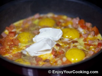 Scrambled Eggs with Ham and Tomatoes Recipe: Step 8