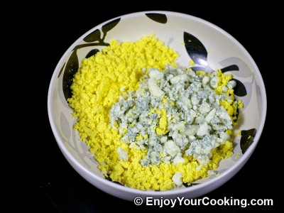 Deviled Eggs with Blue Cheese Recipe: Step 6