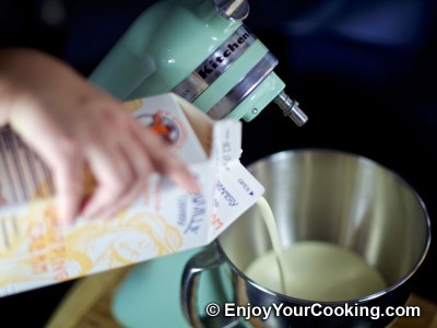 How to Make Butter from Whipping Cream: Step 2
