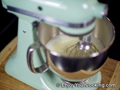 How to Make Butter from Whipping Cream: Step 3