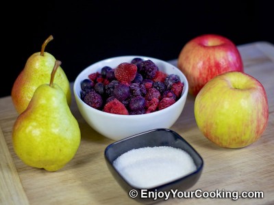 Fruit and Berry Kompot Recipe: Step 1