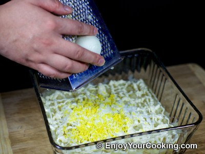 Shrimp, Egg and Potato Layered Salad Recipe: Step 12