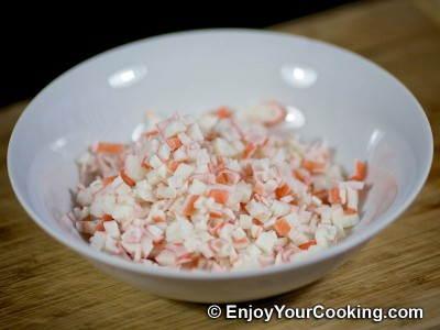 Tortilla Rolls with Crab Sticks and Cheese Recipe: Step 2