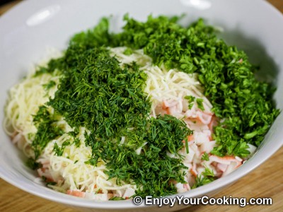 Tortilla Rolls with Crab Sticks and Cheese Recipe: Step 4