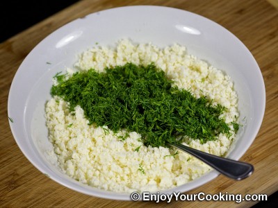Tortilla Rolls with Fresh Cheese and Garlic Recipe: Step 3