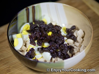 Chicken, Prunes and Cucumber Salad Recipe: Step 5