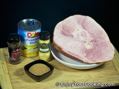 Pineapple Juice and Brown Sugar Glazed Ham Recipe: Step 1