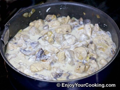 Spaghetti Squash with Chicken and Mushrooms Recipe: Step 11