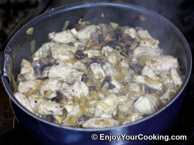 Spaghetti Squash with Chicken and Mushrooms Recipe: Step 8
