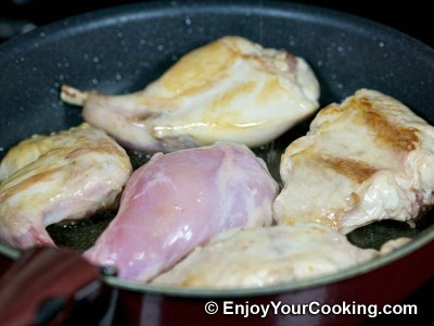 Recipe for Rabbit Stew with Mushrooms and Sour Cream: Step 3