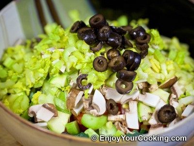 Raw Vegetables and Chicken Salad with Feta: Step 10
