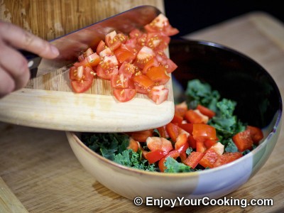 Raw Vegetables and Chicken Salad with Feta: Step 4