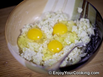 Recipe for Chopped Pork and Onion Rissoles: Step 6