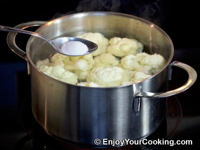 Recipe for Simple Cauliflower Puree: Step 3