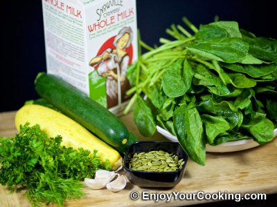 Summer Squash and Spinach Soup-Puree: Step 1