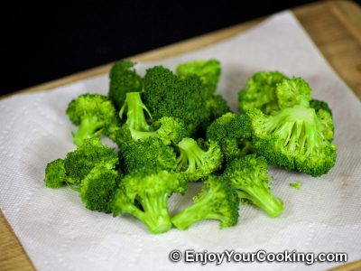 Omelette with Broccoli: Step 3