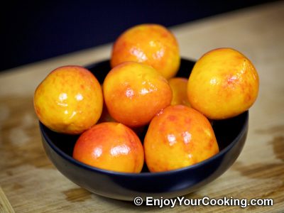 How to Blanch Peaches