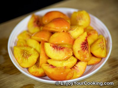 Fresh Peach Pie: Step 7