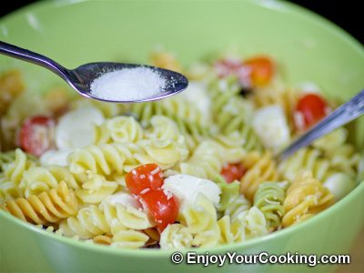 Pesto Pasta Salad with Tomatoes and Mozzarella: Step 8