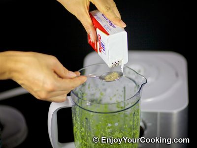 Basil Pesto Sauce: Step 7