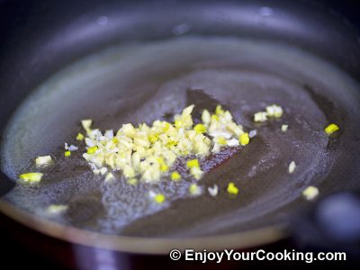 Creamy Spinach with Eggs: Step 7