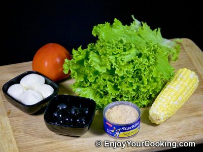 Tuna and Mozzarella Salad: Step 1