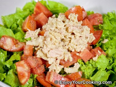 Tuna and Mozzarella Salad: Step 5