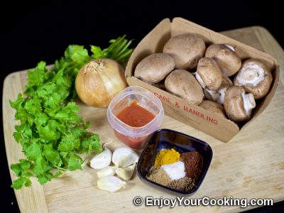 Mushroom Curry: Step 1
