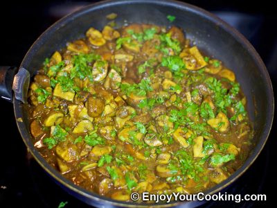 Mushroom Curry: Step 11