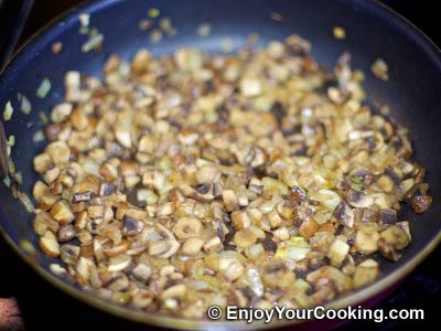 Chicken, Tomato and Mushroom Salad: Step 5
