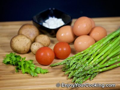 Scrambled Eggs with Asparagus and Mushrooms: Step 1