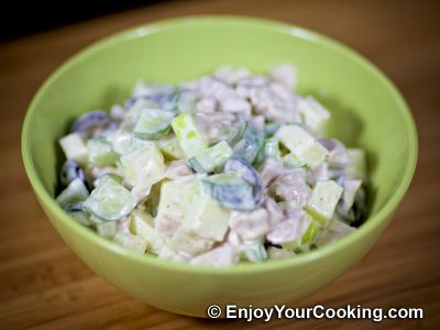 Apple and Cucumber Salad with Chicken