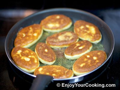 Fried Pies with Green Onions and Boiled Eggs: Step 12