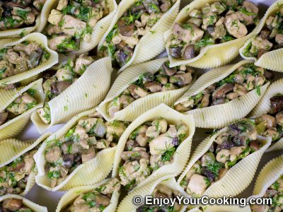 Mushroom and Chicken Stuffed Pasta: Step 20