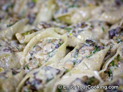 Mushroom and Chicken Stuffed Pasta: Step 21