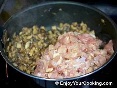 Mushroom and Chicken Stuffed Pasta: Step 5