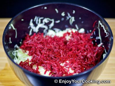 Raw Beets and Cabbage Salad 4