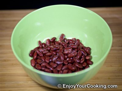 Red Beans and Crab Stick Salad: Step 2