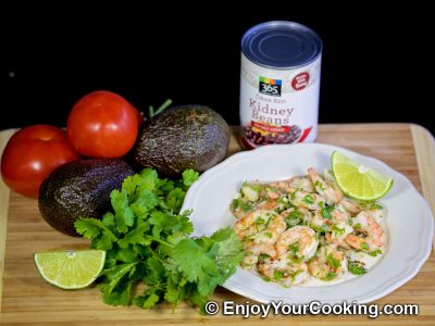 Cilantro Lime Shrimps Salad: Step 1