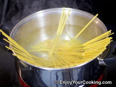 Pasta with Asparagus and Parmesan: Step 2