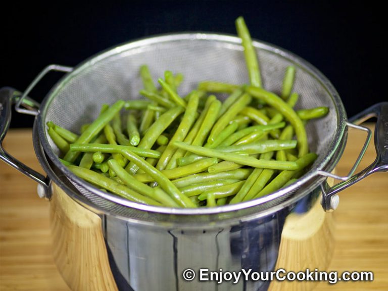 Green Beans Fried with Breadcrumbs and Garlic Recipe My Homemade