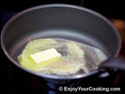 Green Beans Fried with Breadcrumbs and Garlic: Step 4