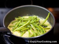 Green Beans Fried with Breadcrumbs and Garlic: Step 6a
