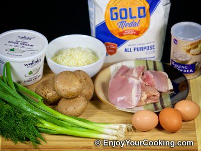 Chicken and Mushroom Quiche Pie: Step 1