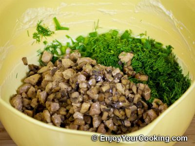 Chicken and Mushroom Quiche Pie: Step 10