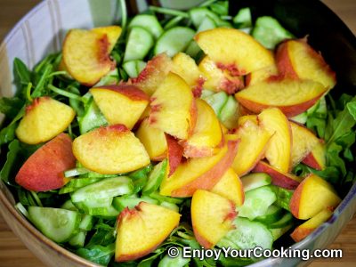 Arugula and Peach Salad: Step 