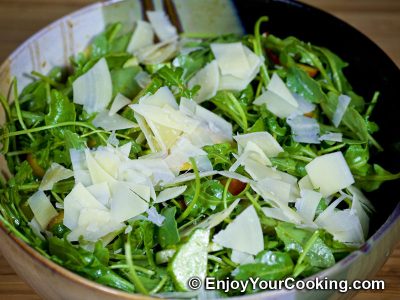 Arugula and Peach Salad: Step 6