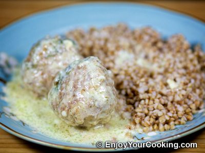 Meatballs in Milk Sauce